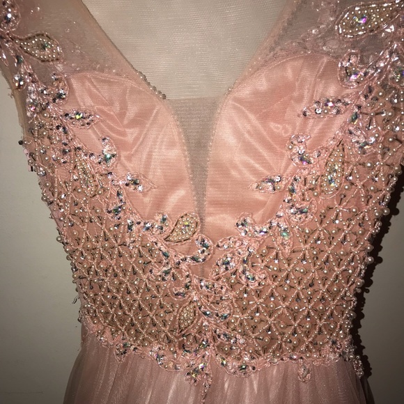 Long beaded prom dress - Picture 5 of 6
